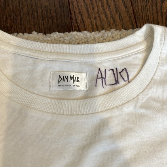 DIM MAK t shirt with Steve Aoki signature - Picture 5 of 6